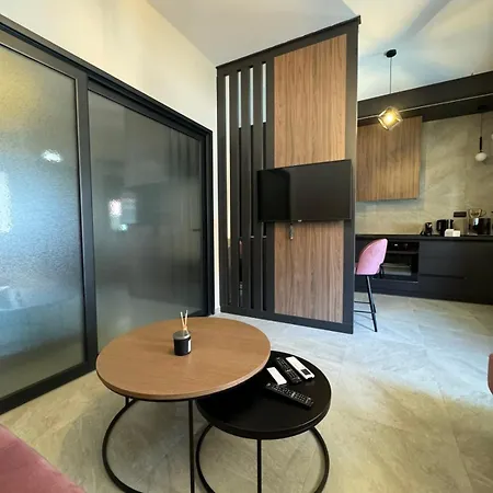 Elia Luxury Lejlighed